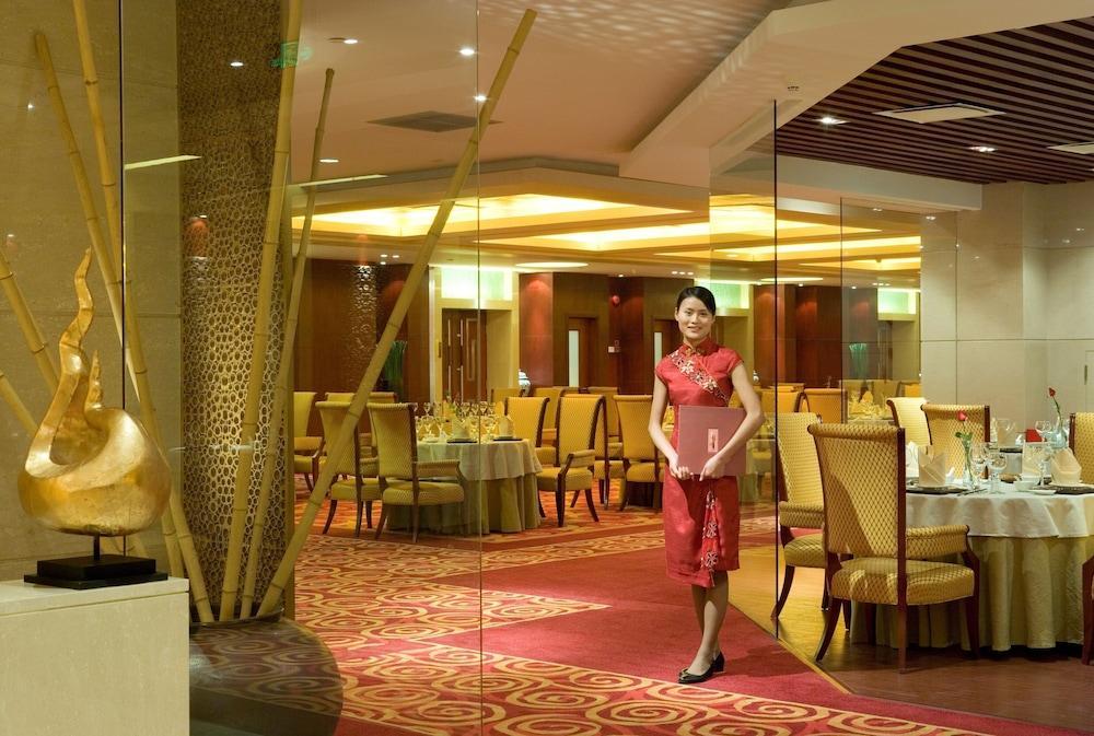 酒店 广州白云机场铂尔曼大酒店 广州
